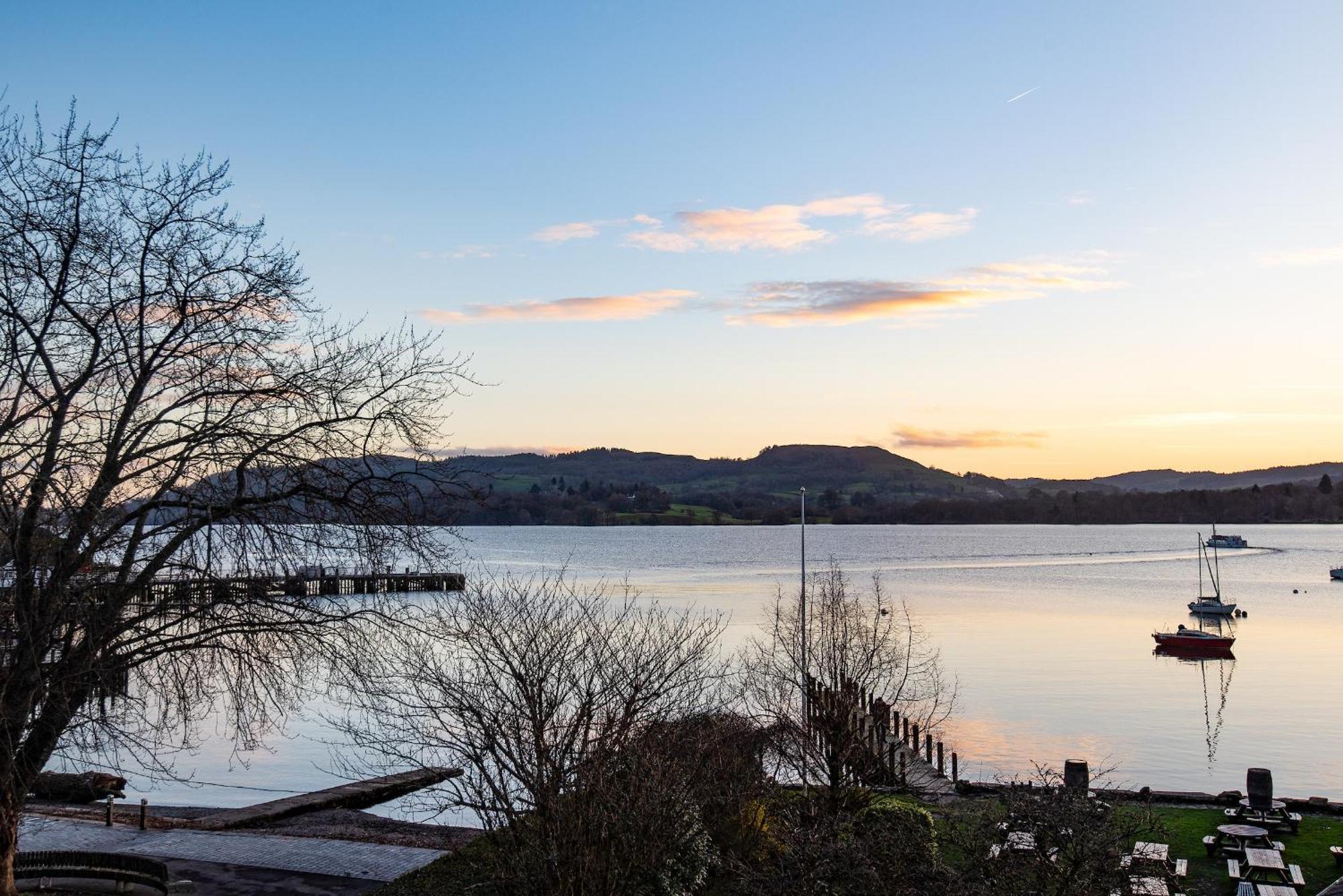 Wateredge Inn- The Inn Collection Group Ambleside Exterior foto